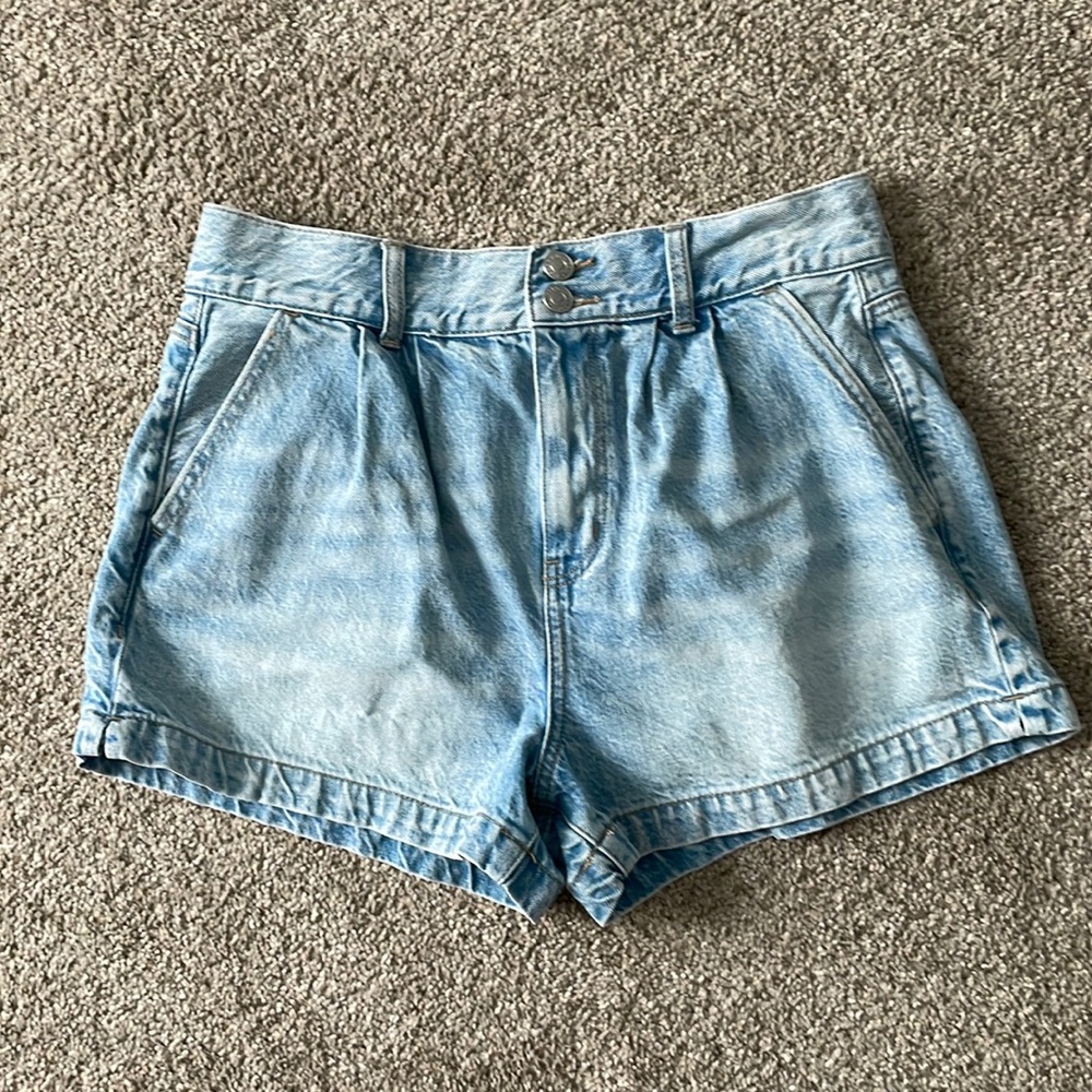 NWOT American Eagle shorts